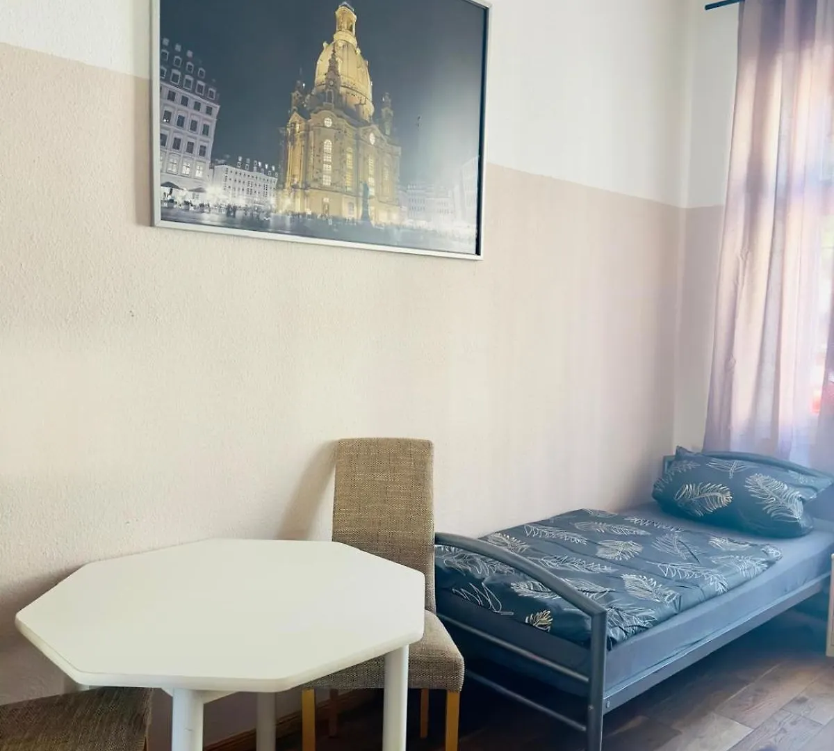 Pension Comfort Dresden Homestay